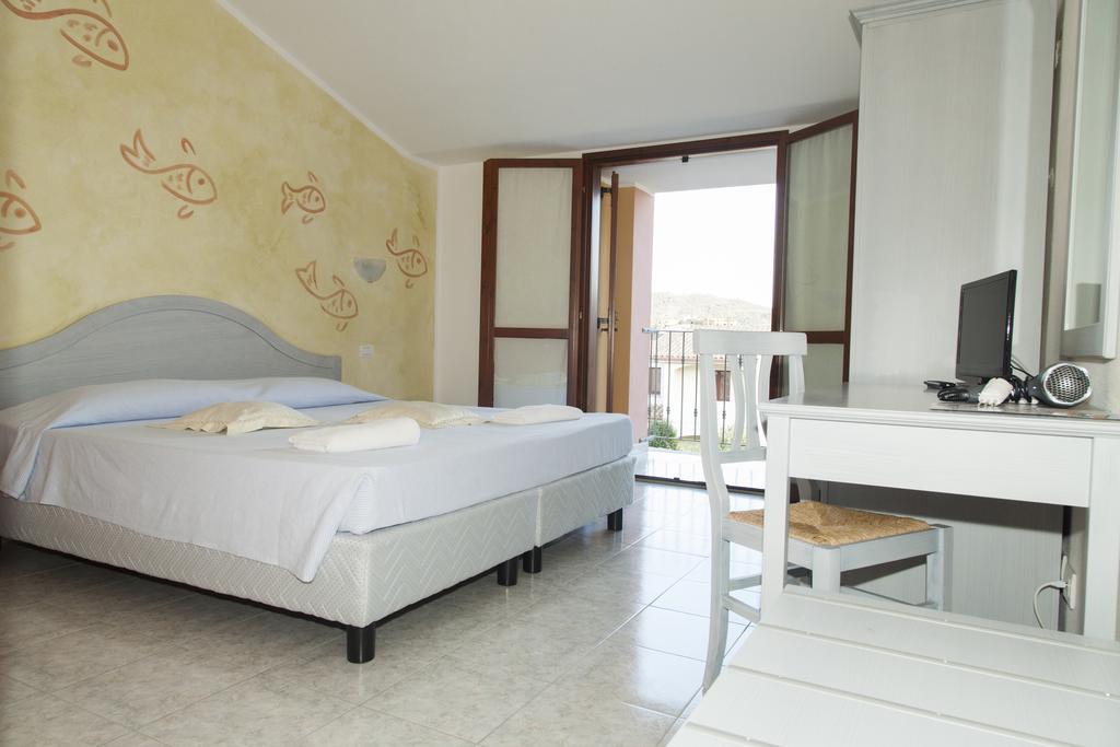 Hotel Jasmine Teulada Bagian luar foto