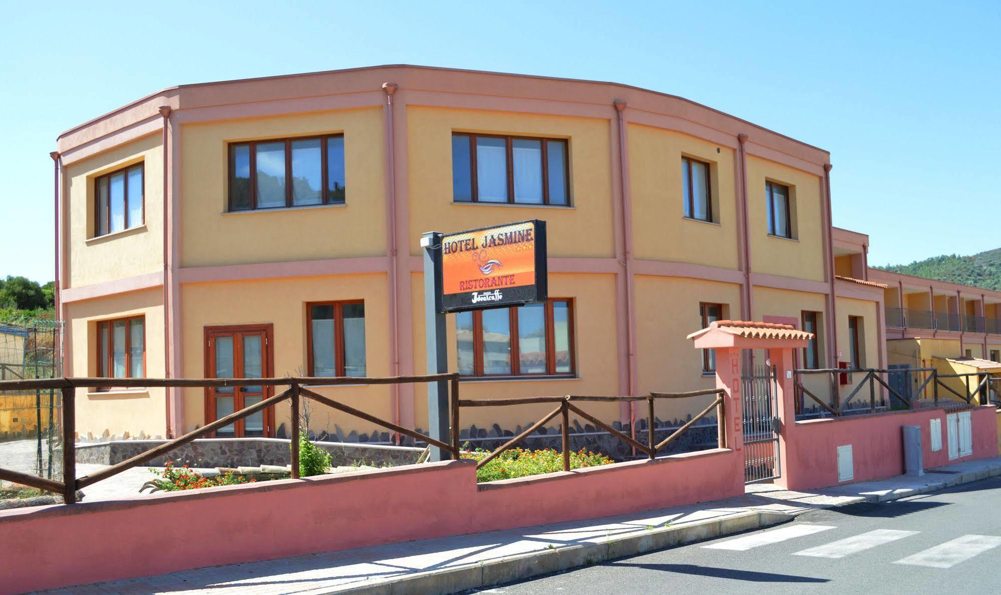 Hotel Jasmine Teulada Bagian luar foto